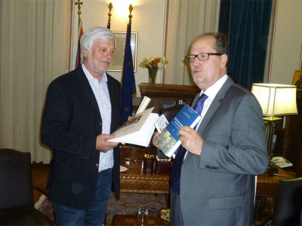 Εύλογες κινήσεις από τις παλιές καραβάνες