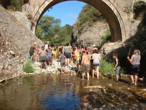 Απολαυστική διάβαση  του Αρκαδικού ποταμού