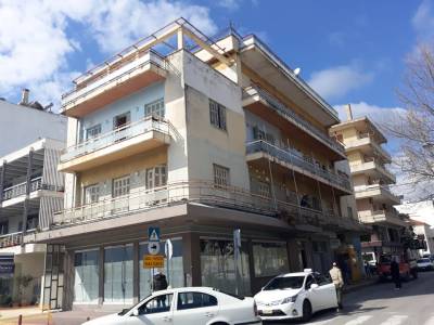 Εργασίες για ξενοδοχείο σε κτήριο της μητρόπολης στην Καλαμάτα