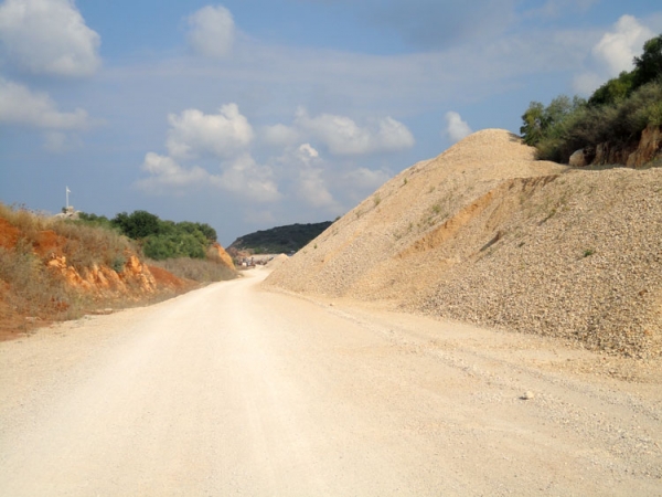 "Στοίχειωσε" το Γαργαλιάνοι - Ρωμανού: Θα τελείωνε το 2008 αλλά έχει ακόμη... δρόμο