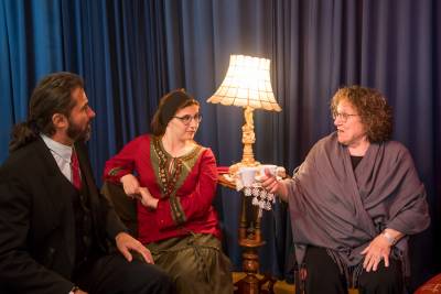 Πειραματική Σκηνή: «Το Μαγκάλι» τον Οκτώβριο ξανά στην Καλαμάτα και τον Δεκέμβριο στη Ζάκυνθο