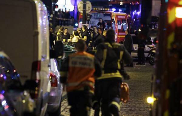 Τριφυλία: Ψήφισμα καταδίκης της τρομοκρατικής επίθεσης στο Παρίσι