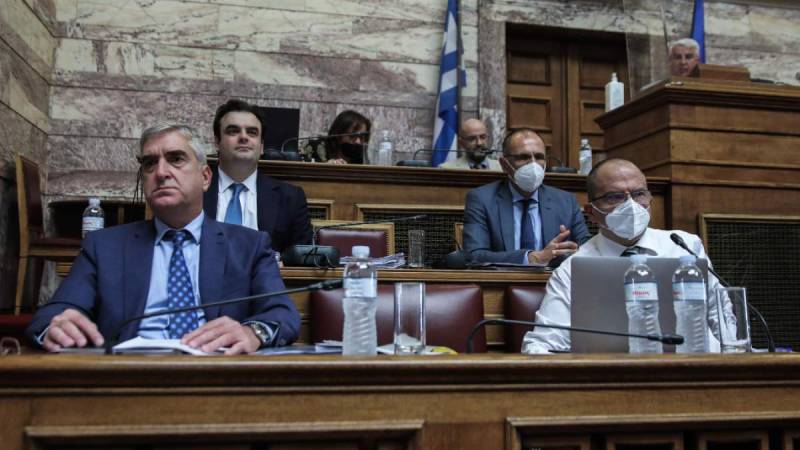 Πυρ ομαδόν κατά της κυβέρνησης στην Επιτροπή Θεσμών και Διαφάνειας για την παρακολουθηση Ανδρουλάκη