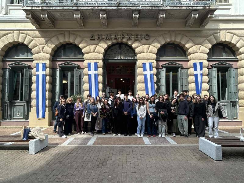 Μαθητές και εκπαιδευτικοί από τη Βουδαπέστη στην Καλαμάτα