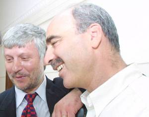 Να βγάλουν αρχηγό  της ΝΔ τον Τατούλη