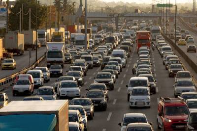 Αυξημένα μέτρα οδικής ασφάλειας για την 25η Μαρτίου