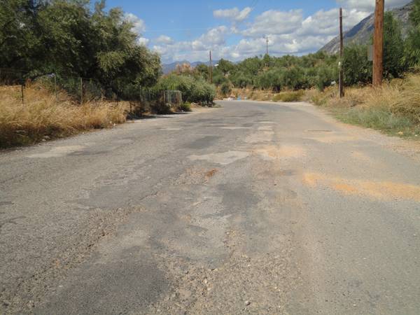 Ασφαλτόστρωση δρόμου στις Κιτριές 