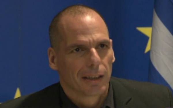Βαρουφάκης: H Δημοκρατία χρειαζόταν μια τονωτική ένεση στην ευρωζώνη