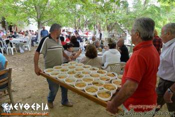 Πανηγύρι στην Κρύα Βρύση Ταϋγέτου: Διασκέδαση στη φύση μέρα μεσημέρι (φωτογραφίες)