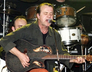 Ο Νίκος Ζιώγαλας απόψε στο "Αερικό"