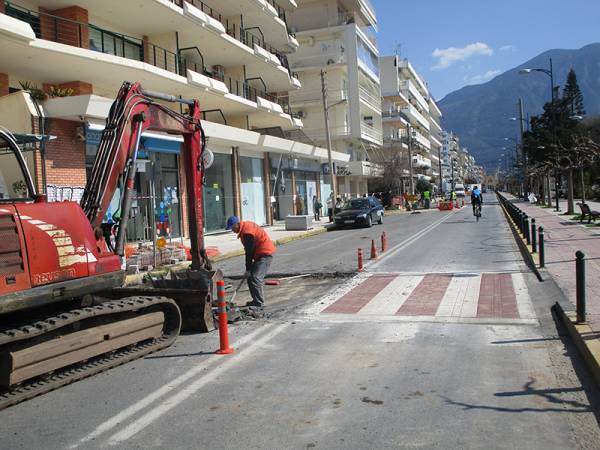Καλαμάτα: Κλειστή και σήμερα το πρωί η Ναυαρίνου