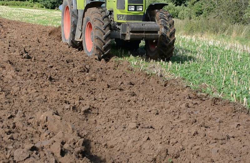 Κατάργηση εισφορών συνταξιούχων με αγροτικό εισόδημα ζητεί ο Λαμπρόπουλος