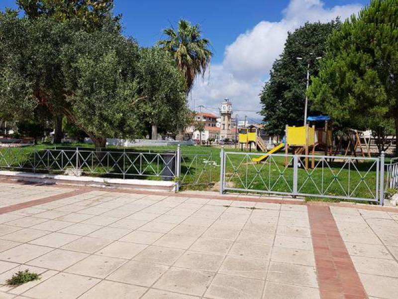 Δριμής για ανάπλαση πλατείας Φιλιατρών