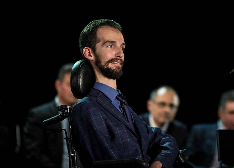 Ο υποψήφιος ευρωβουλευτής Στ. Κυμπουρόπουλος στην “Ε”: Πορεία για την Ευρώπη με “φτερά στα πόδια”