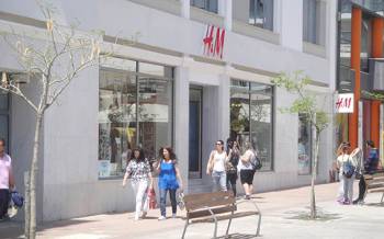 Ανοιχτά αρκετά μαγαζιά χθες στην Καλαμάτα