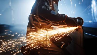 ΕΛΣΤΑΤ: Αύξηση 2,6% για τον γενικό δείκτη κύκλου εργασιών στη βιομηχανία τον Μάιο