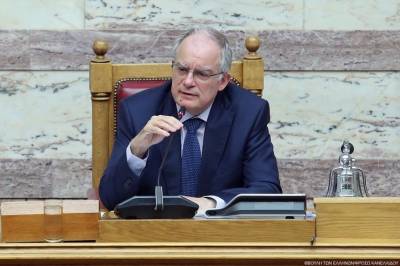 Με ευρύτατη συναίνεση επανεκλέχθηκε πρόεδρος της Βουλής ο Κ. Τασούλας (βίντεο)