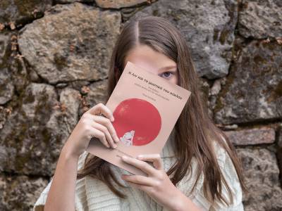 H Δήμητρα Κουτουμάνου στην «Ε» για το παιδικό βιβλίο «Η Λιν και το μυστικό του κύκλου»: «Όταν γνωρίζουμε το σώμα μας και τις λειτουργίες του μπορούμε να το αγαπήσουμε»