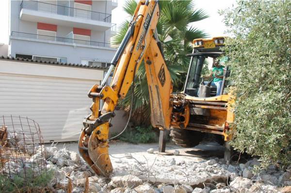 Ξεκίνησε η διάνοιξη της οδού Μπουλούκου