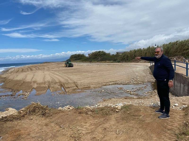 Νέα κόντρα Λεβεντάκη - Κατσιβέλα για τη διαμόρφωση της παραλίας στον Αγρίλη