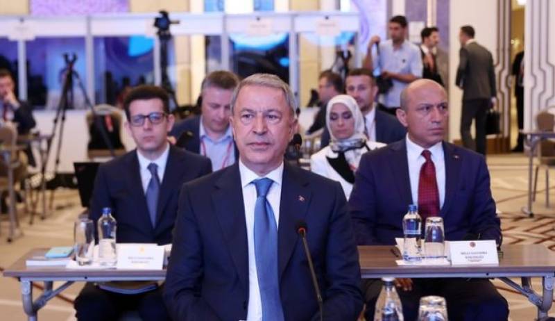 Εκτός ορίων ο Ακάρ: Επεισόδιο με Έλληνες βουλευτές για ελληνικά νησιά και Casus Belli (βίντεο)