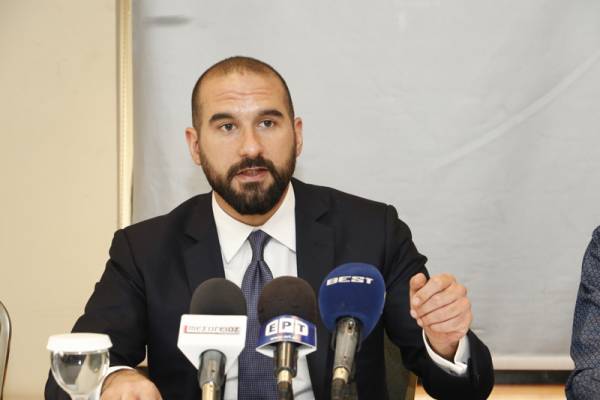 Αισιόδοξος για την οικονομία ο Δημήτρης Τζανακόπουλος