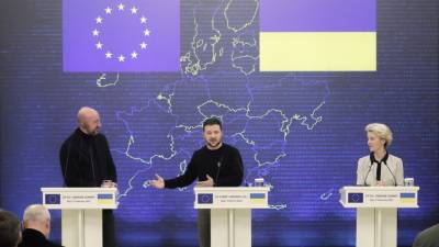 Στο Κίεβο Φον Ντερ Λάιεν και Σαρλ Μισέλ – Ήχησαν οι σειρήνες του αντιεροπορικού συναγερμού