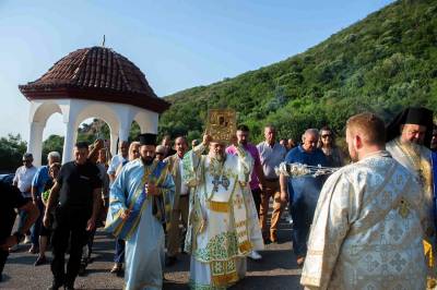 Κοίμηση της Θεοτόκου: Λαμπρός εορτασμός στη Μονή Βουλκάνου (φωτογραφίες)