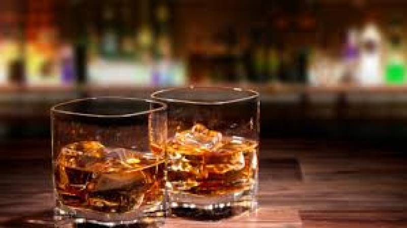 Αλκοόλ: Πληθαίνουν τα περιστατικά μέθης ανηλίκων – Ανησυχητικά στοιχεία
