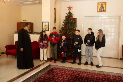 Πρωτοχρονιάτικα κάλαντα στον Μητροπολίτη Μεσσηνίας (φωτογραφίες)