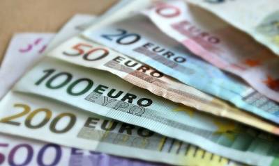 Δώρο Πάσχα: Έως αύριο Μεγάλη Τετάρτη η καταβολή του (Βίντεο)