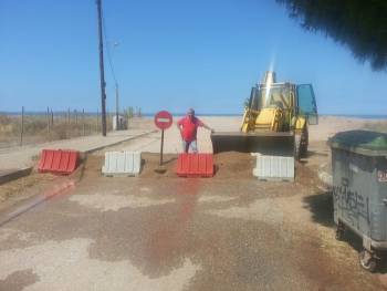 Αντιδράσεις στην Ελαία για κλείσιμο δρόμων προς παραλία