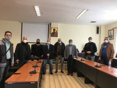 Συνδικαλιστές με δήμαρχο Τριφυλίας: Με εξηγήσεις φαίνεται πως λύθηκαν οι παρεξηγήσεις