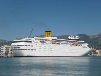 To κρουαζιερόπλοιο &quot;Costa Classica&quot; στην Καλαμάτα (φωτογραφίες)