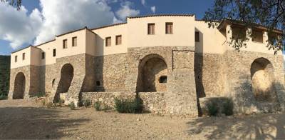 Kάστρα και οχυρά της Μεσσηνίας: Μονή Βελανιδιάς