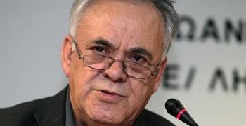 Δραγασάκης: Ο ΣΥΡΙΖΑ ξεκινάει εκεί όπου τελειώνει η σοσιαλδημοκρατία