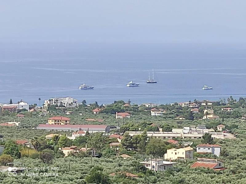 Ολο και περισσότερα γιοτ στο Μεσσηνιακό Κόλπο