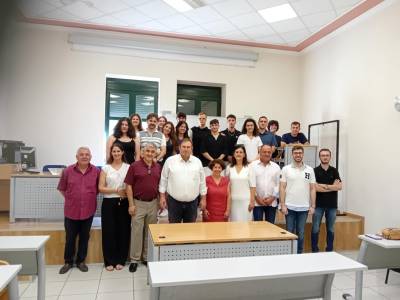 Με 15 ομογενείς ξεκίνησε το Θερινό Σχολείο