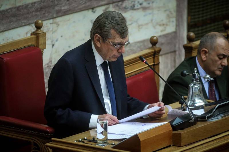 Κρεμαστινός: "Τσίπρας και Γεννηματά θα έπρεπε να συνομιλήσουν"