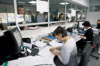 Μία ΔΟΥ σε κάθε νομό και αρμοδιότητες σε ΚΕΠ