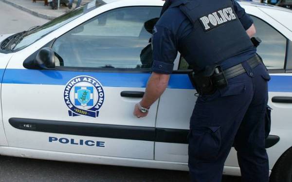 3 συλλήψεις στη Βαλύρα για χασίς και λαθραίο καπνό