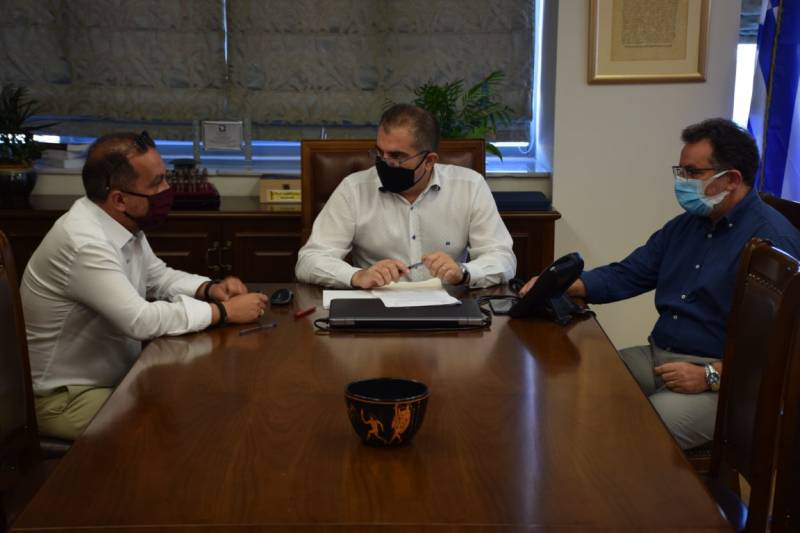 Σύμβαση για έργα στο γήπεδο “Παλιάμπελα”