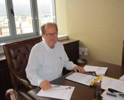 Οι κυβερνήσεις «χαϊδεύουν» τους τσιγγάνους λέει ο Νίκας