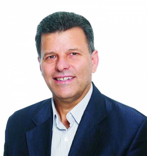 Στάθης Αναστασόπουλος - δήμαρχος Μεσσήνης: "Προτεραιότητα οι υποδομές για ανάπτυξη όχι για εντυπώσεις"