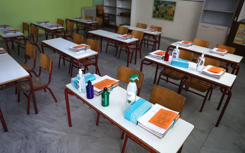 Δώδεκα μήνες φυλάκιση σε καθηγήτρια ΕΠΑΛ που δεν φορούσε μάσκα