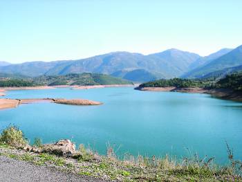 Καθαρισμός της τεχνητής λίμνης Λάδωνα