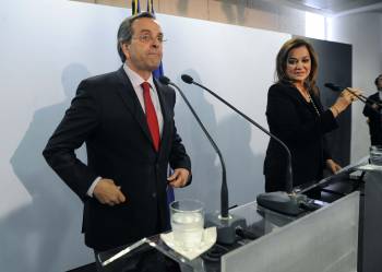 Μπακογιάννη σε Σαμαρά: "Δεν είναι η στιγμή να συζητάμε τα προσωπικά μας"