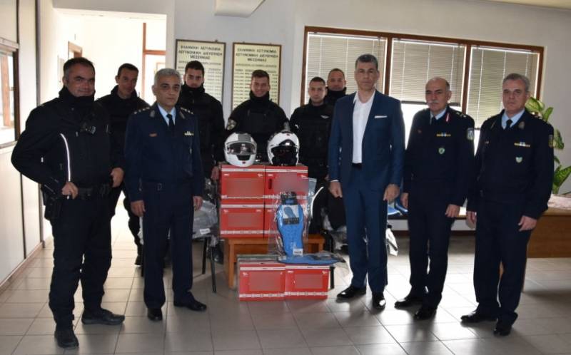 Δωρεά εξοπλισμού στην Ομάδα ΔΙ.ΑΣ. Μεσσηνίας από την Costa Navarino