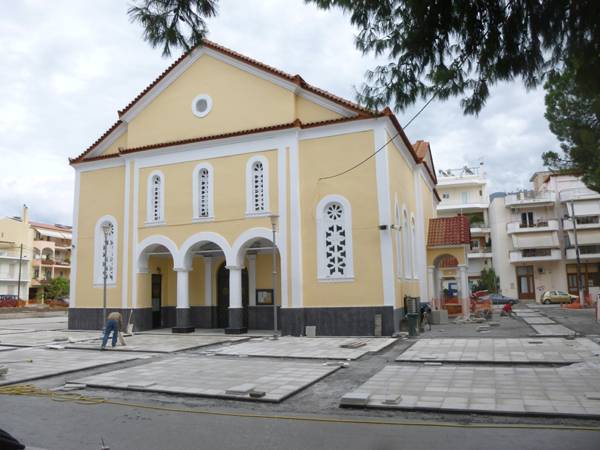 Με γρήγορο ρυθμό