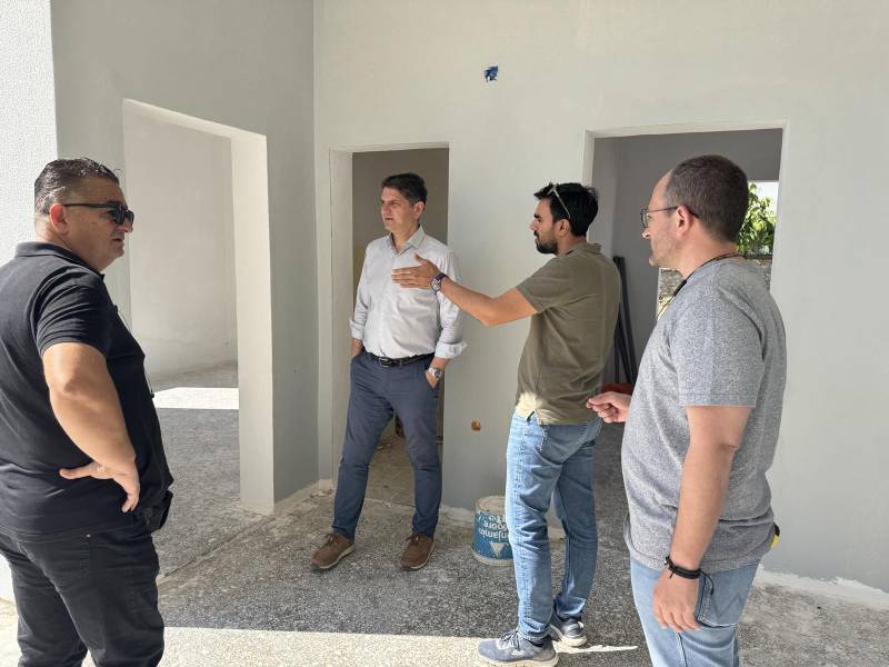 Εργασίες ανακαίνισης σε δημοτικό κτήριο στη Λογγά